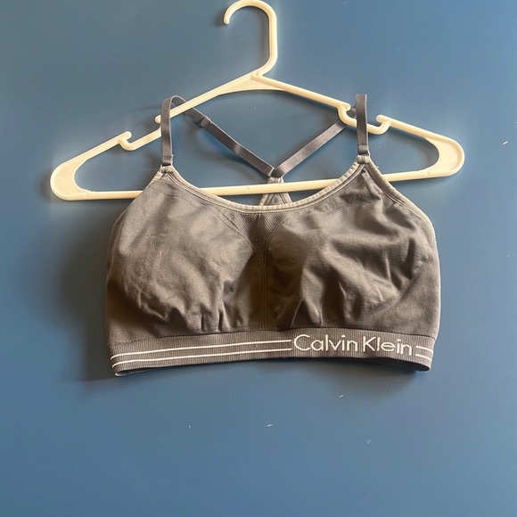 Calvin Klein Sports Bra - Picture 1 of 2